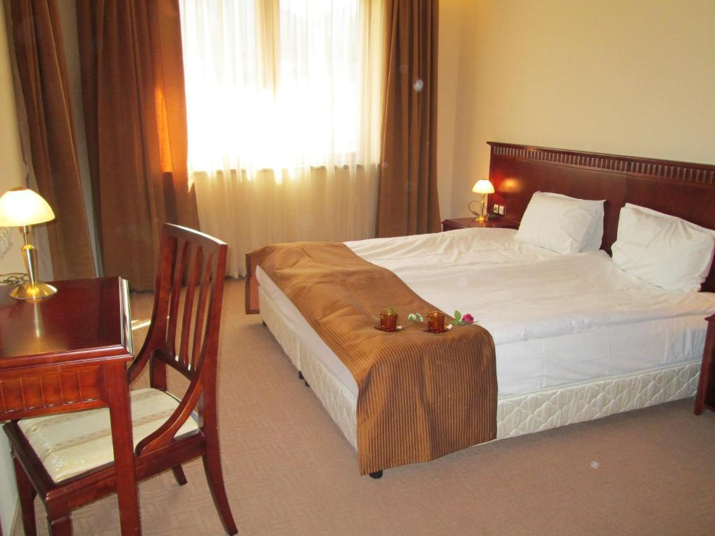 Downtown Alexander Services Apartments Bansko Quarto foto